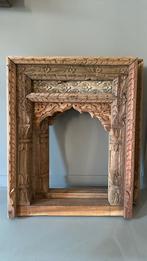 Houten lijst uit india met houtsnijwerk, Ophalen of Verzenden