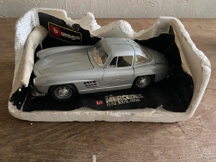 Mercedes Benz 300sl 1954 modelauto James Bond, Hobby en Vrije tijd, Modelauto's | 1:24, Zo goed als nieuw, Overige merken, Ophalen of Verzenden