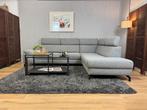 GRATIS LEVERING Nette Lightgrijze “Montél Modena” Hoekbank, Huis en Inrichting, Ophalen of Verzenden, Zo goed als nieuw, Noordkade 68A