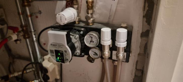Robot UPM3 2-groeps vloerverwarming verdeler - Goed!, Doe-het-zelf en Verbouw, Verwarming en Radiatoren, Gebruikt, Overige typen