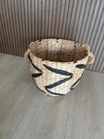Gevlochten mand/plantenpot, Ophalen, Gebruikt, Rond, Riet