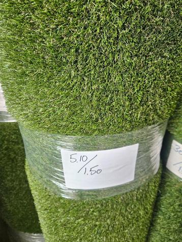 Kunstgras coupon 40mm poolhoogte 5.10 x 1.50 nu €100,- beschikbaar voor biedingen