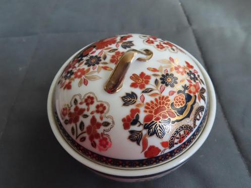 Japans Porseleinen schaaltje, Antiek en Kunst, Antiek | Porselein, Ophalen of Verzenden