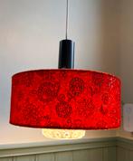 Vintage hanglamp, glazen kelk en stoffen kap in nieuwstaat, Huis en Inrichting, Lampen | Hanglampen, Ophalen of Verzenden, Zo goed als nieuw