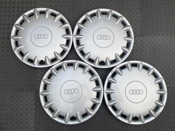 Set originele Audi A2, A3 en A4 wieldoppen 15 inch beschikbaar voor biedingen