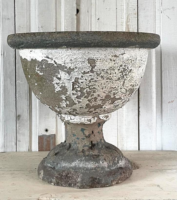 Brocante oude sleetse tuinvaas beton / bloempot, Tuin en Terras, Tuinvazen, Zo goed als nieuw, Ophalen