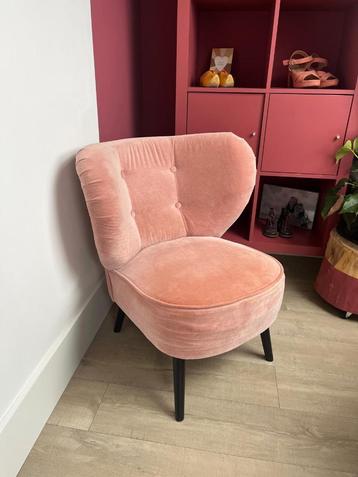 Oud roze fauteuil gubbo van idea beschikbaar voor biedingen