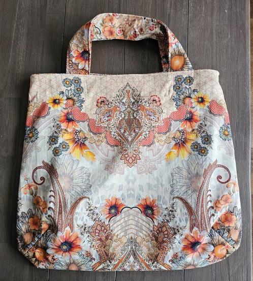 Draagtas/strandtas zelfgemaakt, 2 kanten draagbaar. Beige., Sieraden, Tassen en Uiterlijk, Tassen | Damestassen, Zo goed als nieuw