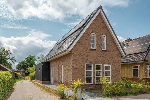 Vogelzang 102, 9201 SE Drachten, Huizen en Kamers, Huizen te koop, Friesland, 200 tot 500 m², Vrijstaande woning, A+++