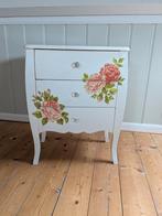 Leuk kastje met bloemenprint, Huis en Inrichting, Ophalen