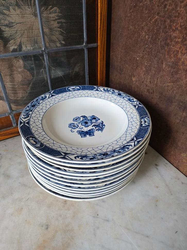 Diep bord butterflij servies, Antiek en Kunst, Antiek | Servies los, Ophalen of Verzenden