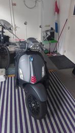 Vespa Primavera 50 Mat Zwart - 2023 - Zeer Nette Staat, Fietsen en Brommers, Brommers | Vespa, Ophalen, Zo goed als nieuw, Maximaal 45 km/u