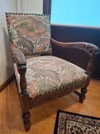 Antieke fauteuil met houtsnijwerk, Huis en Inrichting, Fauteuils, Ophalen