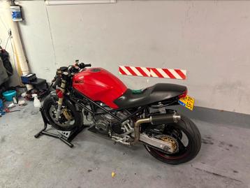 Ducati m900 caferacer beschikbaar voor biedingen