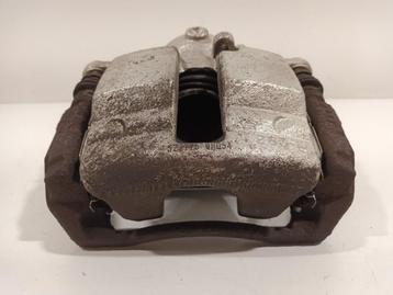 Remklauw links voor Mercedes-Benz B-Klasse beschikbaar voor biedingen