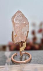 Pink Scarlet Lemurian 07, Verzenden