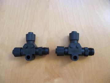 NMEA 2000 T-Backbone connector per 2 stuks beschikbaar voor biedingen