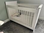 Babykamer met ledikant, kast, commode en wandplankje, Ophalen, Gebruikt, Jongetje of Meisje