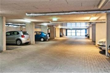 Te huur parkeerplaats Amsterdam west Lelylaan beschikbaar voor biedingen