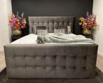 Boxspring Adige Velours met Voetbord , matrassen en topper, Ophalen of Verzenden, Nieuw, Handgemaakt, hoge kwaliteit en te zien in onze showroom