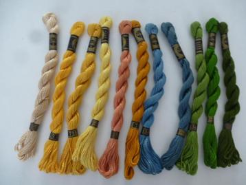 DMC 3  en 4 garen diverse kleuren beschikbaar voor biedingen