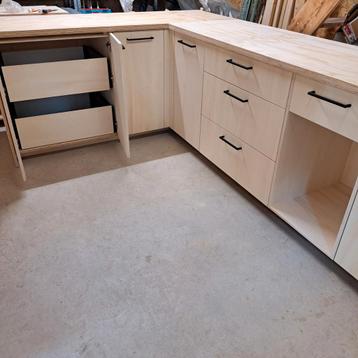 Nieuwe werkbank!! beschikbaar voor biedingen