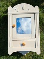 Geweldig vintage hangkastje met spiegel, Antiek en Kunst, Antiek | Meubels | Kasten, Ophalen