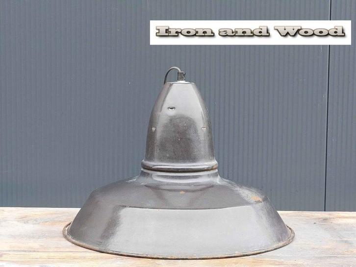 Oude emaille Franse lamp / hanglamp -trompet model - D44 H28, Huis en Inrichting, Lampen | Hanglampen, Gebruikt, Minder dan 50 cm