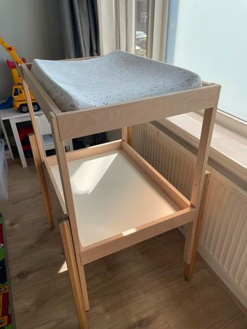 Commode IKEA sniglar beschikbaar voor biedingen
