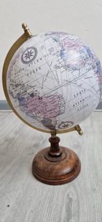 Wereldbol 35 cm hoog, Ophalen of Verzenden, Zo goed als nieuw