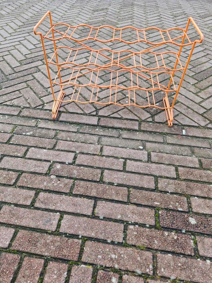 Gaaf flesen rek is nog in een hele mooie staat,, Huis en Inrichting, Woonaccessoires | Wijnrekken, Zo goed als nieuw, Minder dan 50 cm