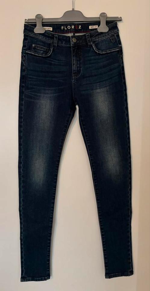 Florèz Charmeur Slim Fit jeans maat 27, Kleding | Dames, Spijkerbroeken en Jeans, Nieuw, W27 (confectie 34) of kleiner, Blauw