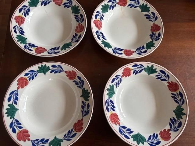 diverse delen oud Boerenbont servies (10 borden, een beker), Huis en Inrichting, Keuken | Servies, Gebruikt, Bord(en), Boerenbont