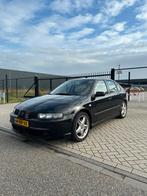 Seat Leon 2.8 V6 150KW 4WD 2002 Zwart, Auto's, Zwart, Leon, Leder en Stof, Origineel Nederlands