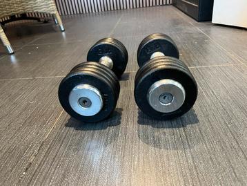 2 x 10 kg dumbells dumbell set gewichten beschikbaar voor biedingen