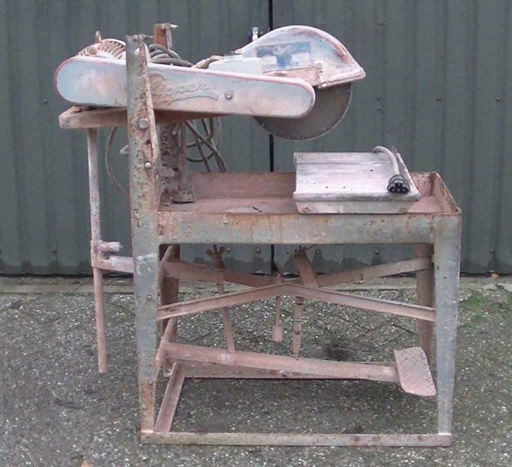 💥Steen-clipper / steenzaag / stenenzaag / Ook dixi dixies💥, Doe-het-zelf en Verbouw, Gereedschap | Zaagmachines, Gebruikt, Lintzaag