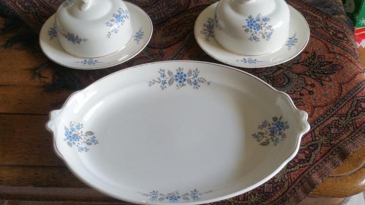 3 servies delen vergeet mij niet van regout, Antiek en Kunst, Antiek | Servies los, Ophalen of Verzenden