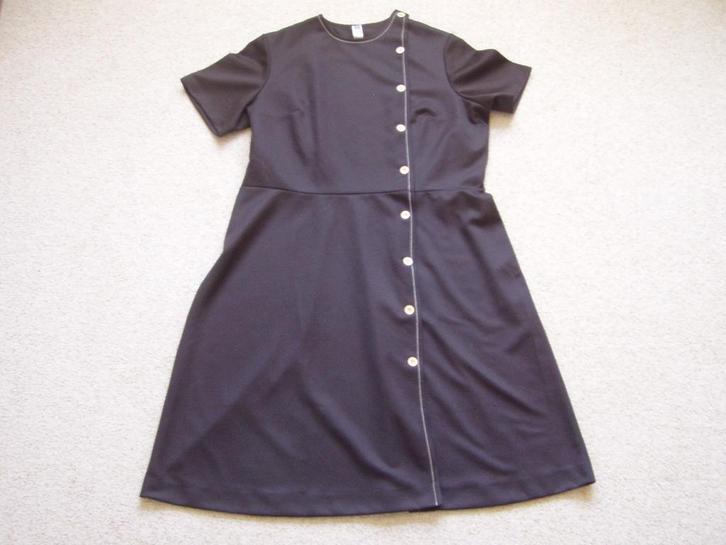 Bruine jurk, Kleding | Dames, Jurken, Zo goed als nieuw, Maat 46/48 (XL) of groter, Bruin, Onder de knie, Ophalen of Verzenden