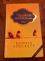 Een Keukenmeiden Roman - Kathryn Stockett, Boeken, Ophalen of Verzenden, Gelezen, Overige onderwerpen