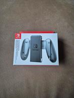 Nintendo Switch Joy-Con Oplaad Grip, Verzenden, Zo goed als nieuw, Switch, Oplader of Kabel