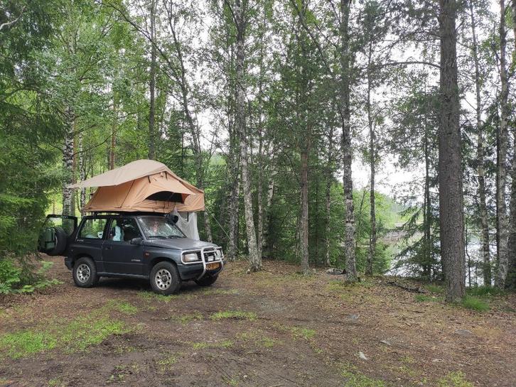Suzuki Vitara 1996 Grijs (Daktent ook te koop), Auto's, Suzuki, Particulier, Vitara, 4x4, Bluetooth, Mistlampen, Radio, USB, Benzine