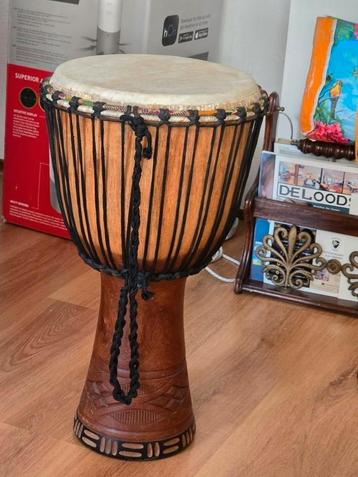 Grote Afrikaanse Djembe Trommel djembé hoogte 64cm beschikbaar voor biedingen