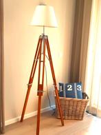 Landelijk stijl 3 poot vloerlamp met kap, Riviera Maison, Ophalen, Zo goed als nieuw, Tijdloos, Stof