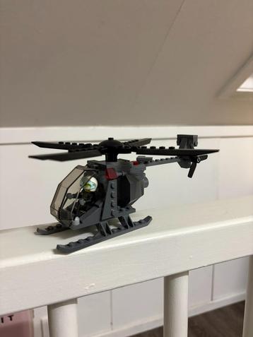 Lego helikopter: MOC little bird. beschikbaar voor biedingen