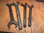 Grote maten 4 stuks, Antiek en Kunst, Antiek | Gereedschap en Instrumenten, Ophalen of Verzenden
