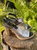 Zilver/zwart leren sandalen mt 39, Elite Paris, Zwart, Zo goed als nieuw, Sandalen of Muiltjes