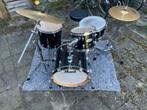Pearl Midtown drumstel met bekkens, hardware en stokken, Muziek en Instrumenten, Drumstellen en Slagwerk, Ophalen, Zo goed als nieuw