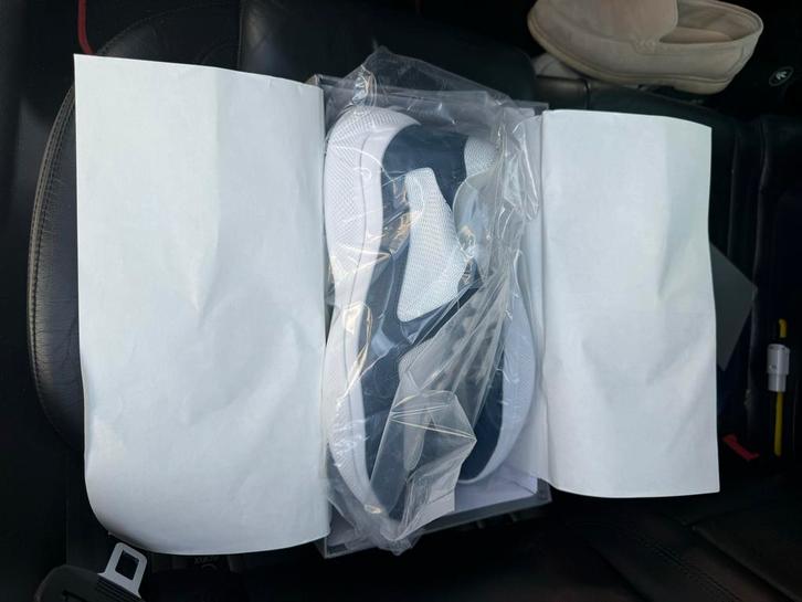 Prada Sneakers - Nieuw in doos!, Kleding | Heren, Schoenen, Nieuw, Sneakers of Gympen, Wit, Ophalen of Verzenden