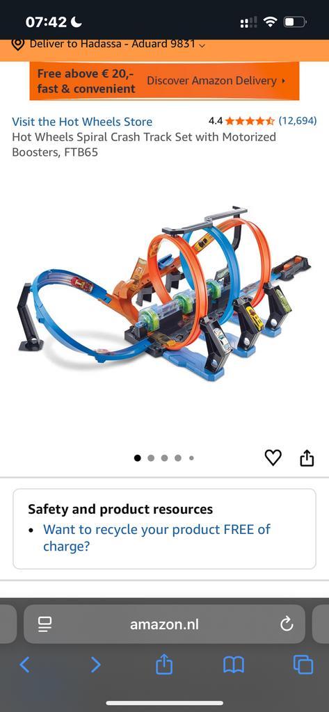 Hot Wheels Spiral Crash Track Set with Motorized Boosters, Kinderen en Baby's, Speelgoed | Racebanen, Zo goed als nieuw, Racebaan