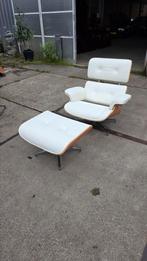 Wit leren Eames lounge chair met ottoman, Ophalen